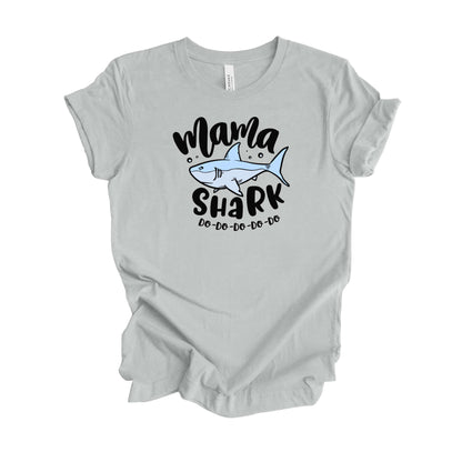 T-Shirt for Mom. Mama shark.