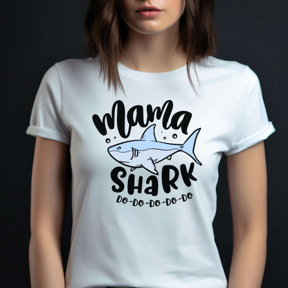 T-Shirt for Mom. Mama shark.